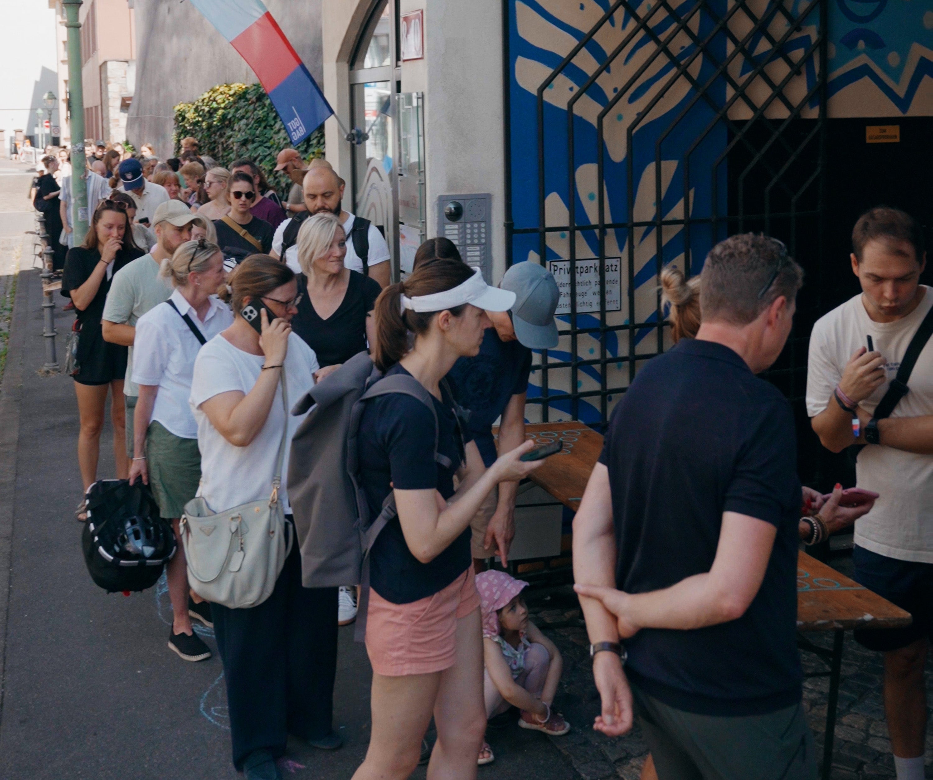 Full House and Great Vibes at the First GOT BAG Bagyard Sale